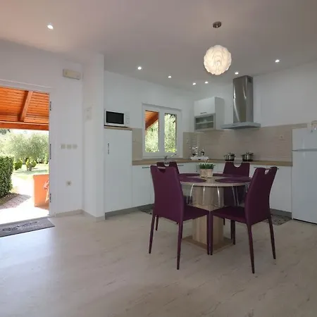 Vakantiehuis Bungalow Porec *