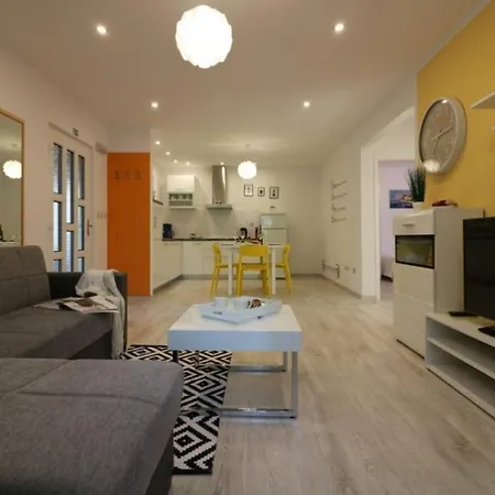 別荘 Bungalow Porec ポレッチ