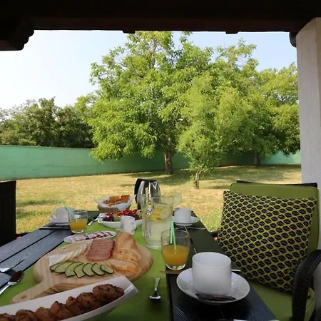 Bungalow Porec Semesterbostad *