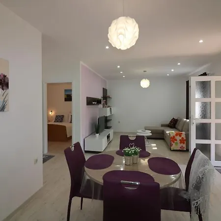 Bungalow Porec 펜션 포레치