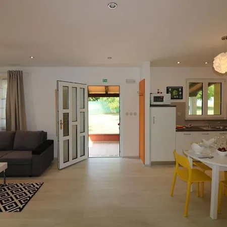 Bungalow Porec Пореч