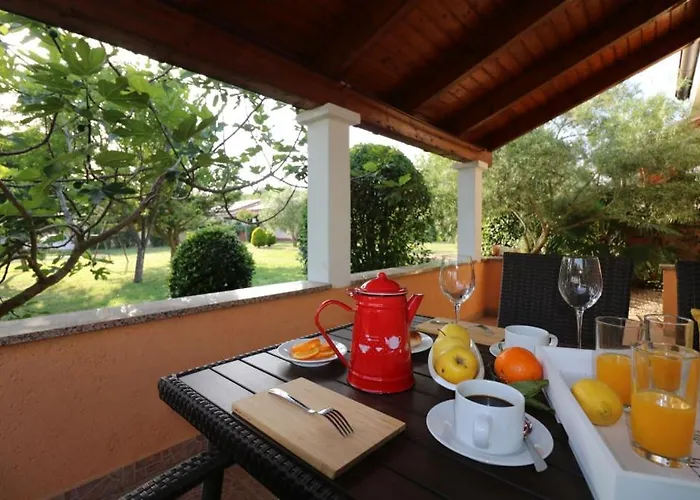 Bungalow Porec Tatil Evi *